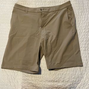 Perfect condition commission shorts. 11 inch